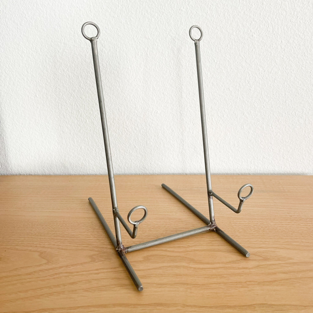 Wire Easel